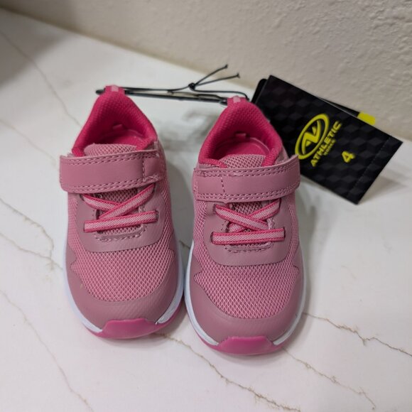 Size 4 NWT Athletic Works Girls Tennis Shoes Sneakers - Picture 2 of 5